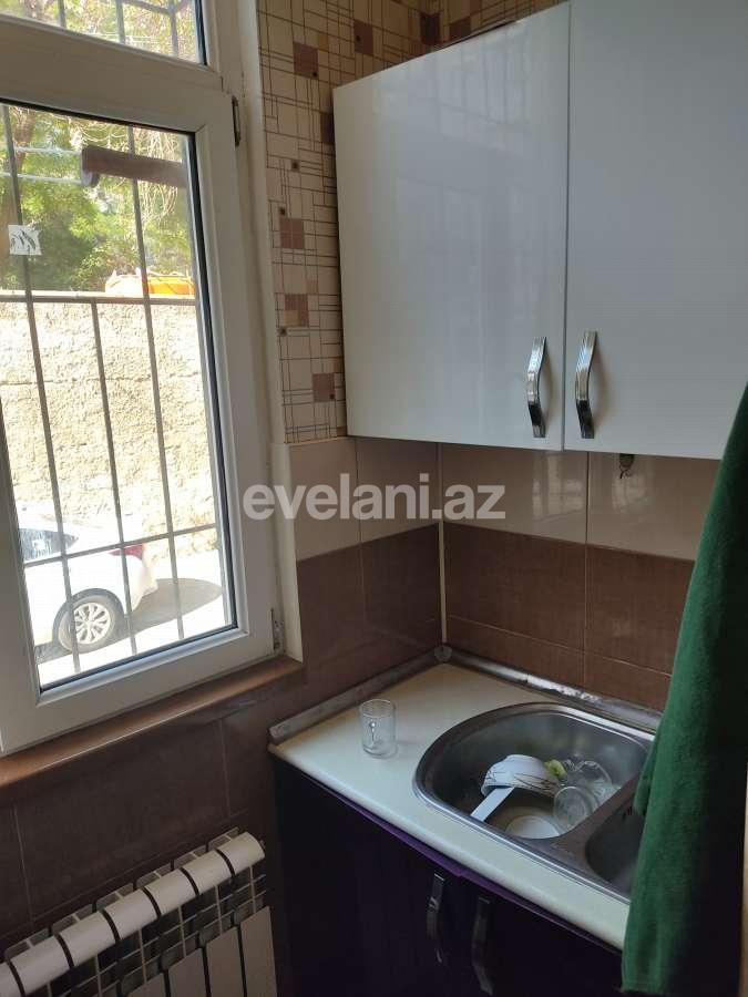 Rent, old building, 3 room, 90 m², Baku, Nasimi r, 28 may m.