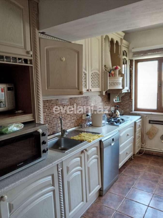Satılır, köhnə tikili, 3 otaqlı, 85 m², Bakı, Nərimanov r, Gənclik m.