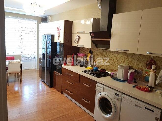 Satılır, yeni tikili, 4 otaqlı, 176 m², Bakı, Yasamal r, Elmlər Akademiyası m.