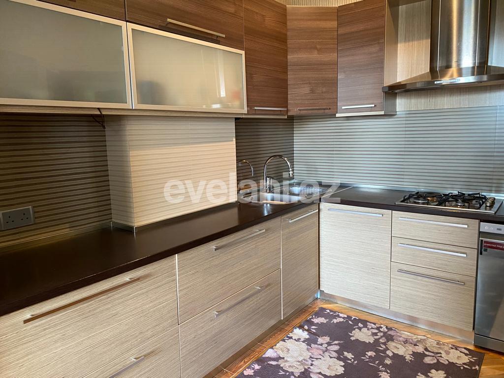 Satılır, yeni tikili, 3 otaqlı, 118 m², Bakı, Nəsimi r, 8 Noyabr m.