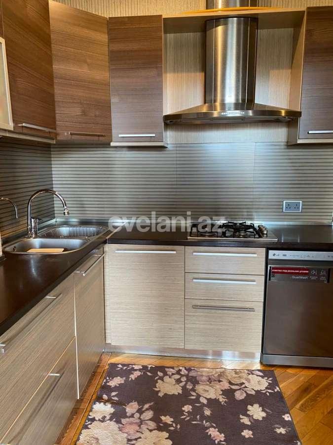 Satılır, yeni tikili, 3 otaqlı, 118 m², Bakı, Nəsimi r, 8 Noyabr m.