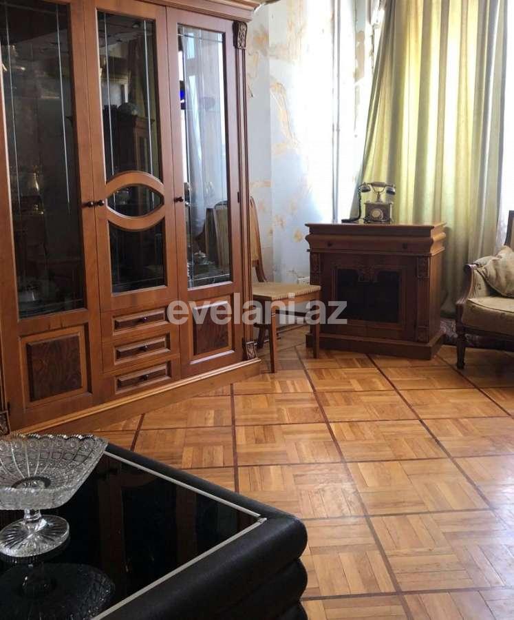 Satılır, köhnə tikili, 4 otaqlı, 110 m², Bakı, Səbail r, Sahil m.