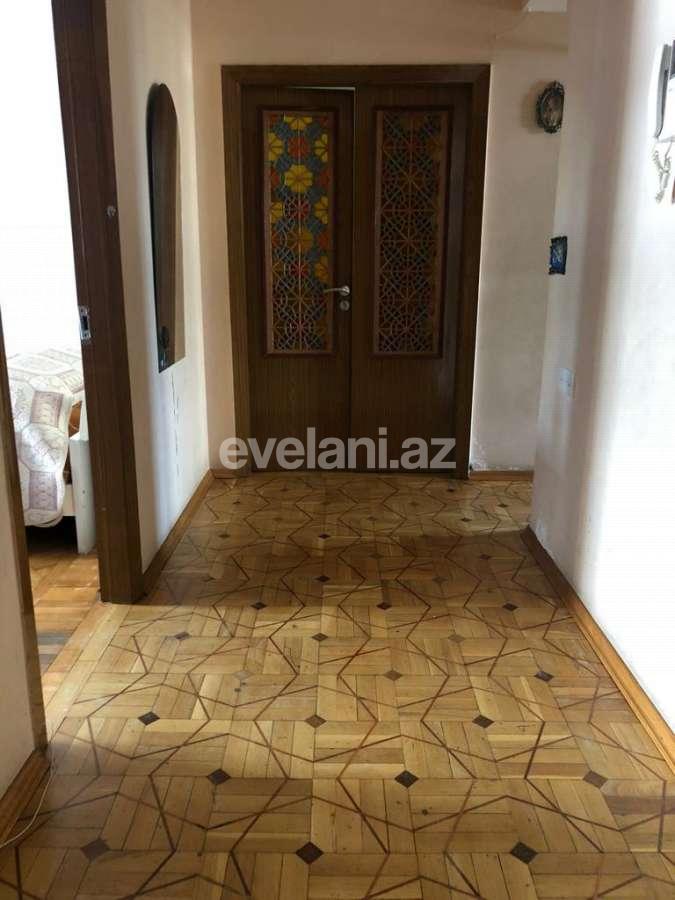 Satılır, köhnə tikili, 4 otaqlı, 110 m², Bakı, Səbail r, Sahil m.