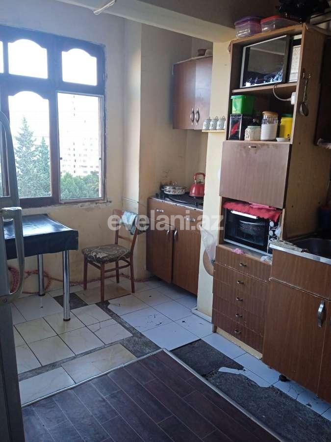 Satılır, köhnə tikili, 3 otaqlı, 85 m², Bakı, Binəqədi r, Azadlıq prospekti m.