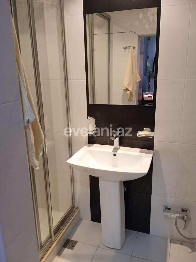 Rent, office, 1 room, 40 m², Baku, Yasamal r, Yasamal d, Elmlar Akademiyası m.