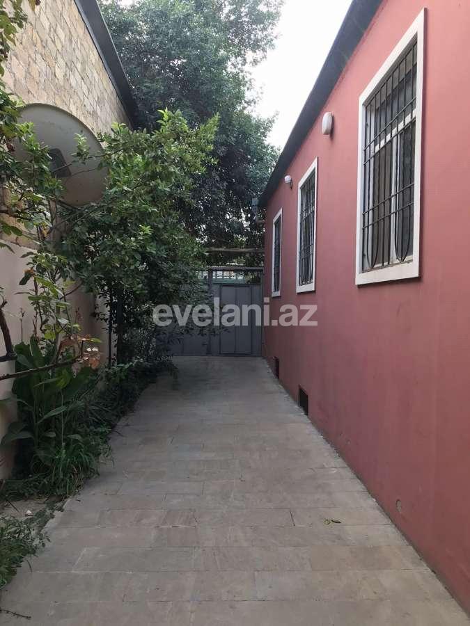 Satılır, həyət evi / bağ, 8 otaqlı, 182 m², Bakı, Binəqədi r, 6-cı mikrorayon q, Nəsimi m.