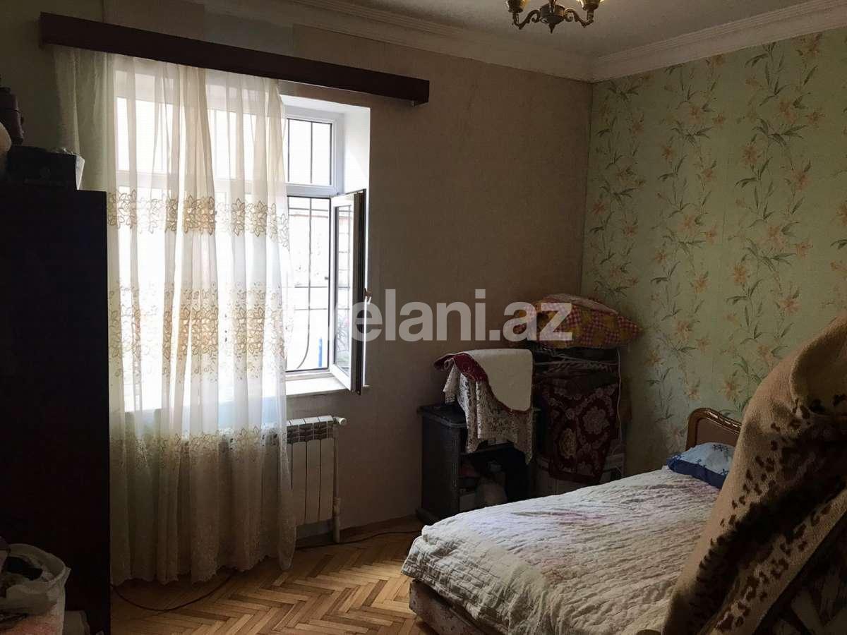 Satılır, həyət evi / bağ, 8 otaqlı, 182 m², Bakı, Binəqədi r, 6-cı mikrorayon q, Nəsimi m.