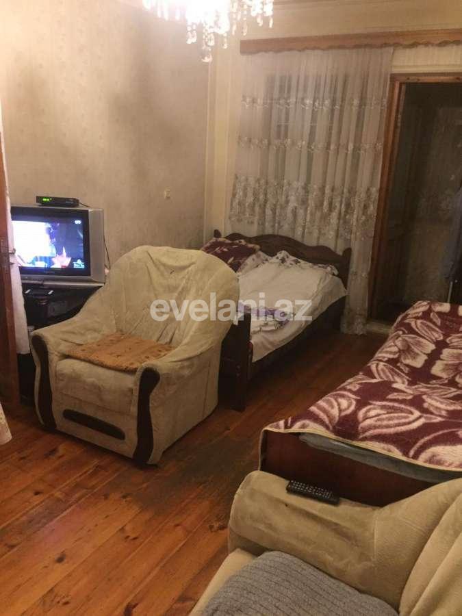 Satılır, köhnə tikili, 2 otaqlı, 35 m², Bakı, Nizami r, Xalqlar Dostluğu m.