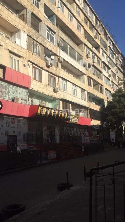 Satılır, köhnə tikili, 2 otaqlı, 35 m², Bakı, Nizami r, Xalqlar Dostluğu m.