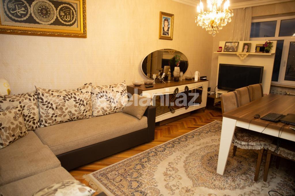 Sale, old building, 3 room, 75 m², Baku, Khatai r, Khalglar Doslugu m.
