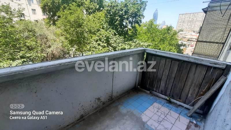 Satılır, köhnə tikili, 3 otaqlı, 100 m², Bakı, Nərimanov r.