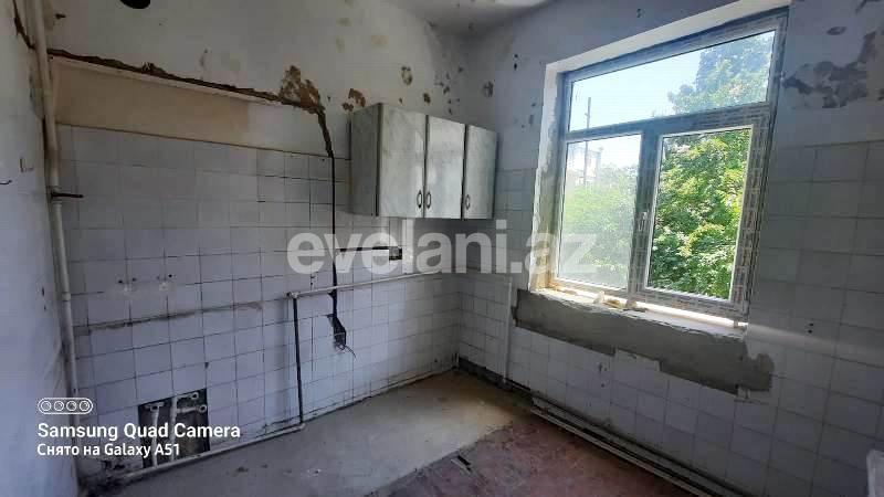Satılır, köhnə tikili, 3 otaqlı, 100 m², Bakı, Nərimanov r.