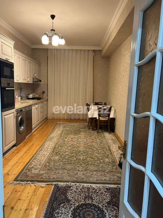 Satılır, yeni tikili, 2 otaqlı, 100 m², Bakı, Nizami r, 8-ci kilometr q, Neftçilər m.