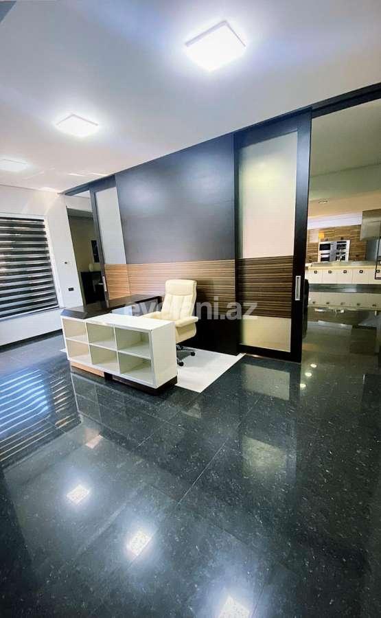 Kirayə verilir, yeni tikili, 4 otaqlı, 200 m², Bakı, Xətai r, Şah İsmayıl Xətai m.