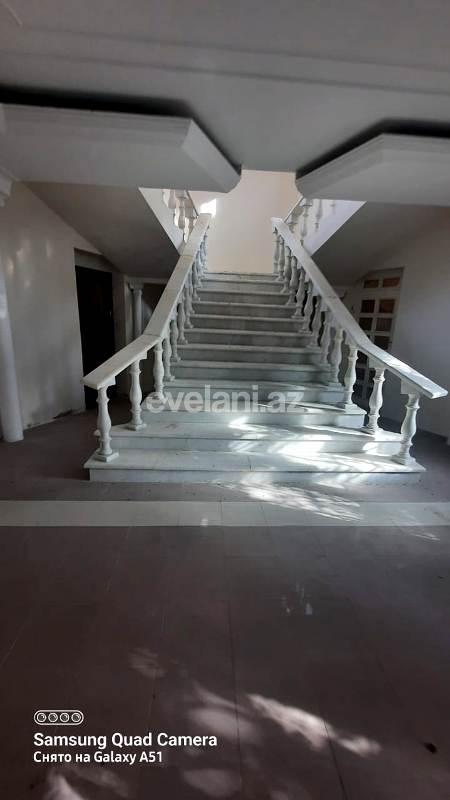 Satılır, həyət evi / bağ, 5 otaqlı, 300 m², Bakı, Xəzər r.