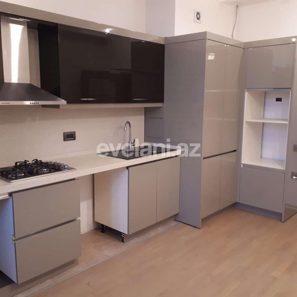 Kirayə verilir, yeni tikili, 3 otaqlı, 134 m², Bakı, Binəqədi r, Memar Əcəmi m.