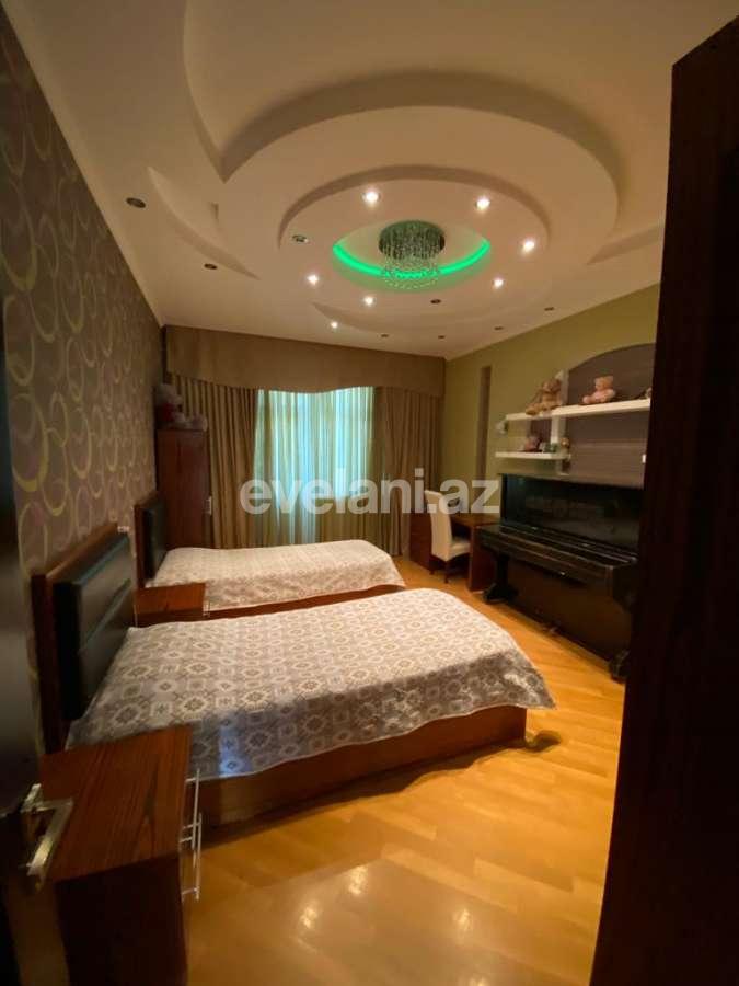 Sale, new building, 3 room, 140 m², Baku, Yasamal r, Inshaatchilar m.