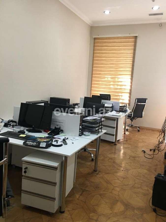 Kirayə verilir, ofis, 14 otaqlı, 400 m², Bakı, Səbail r, Sahil m.