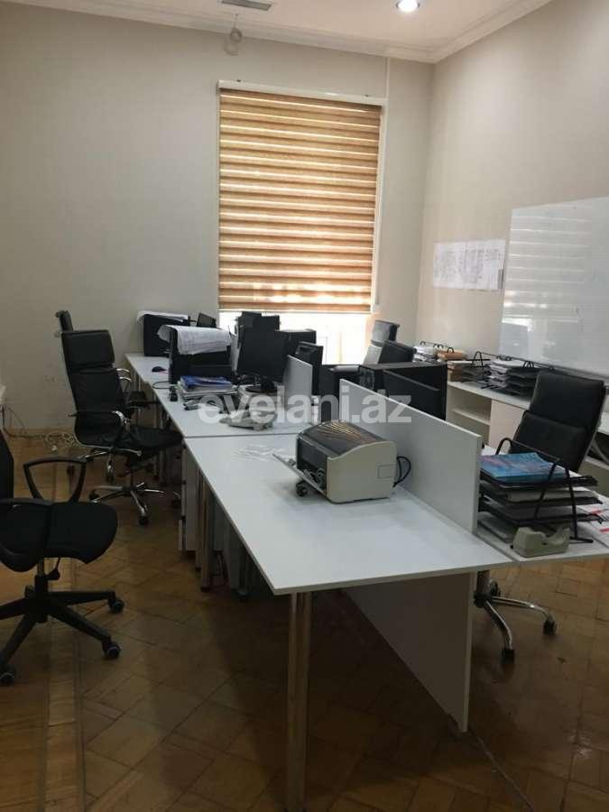 Kirayə verilir, ofis, 14 otaqlı, 400 m², Bakı, Səbail r, Sahil m.