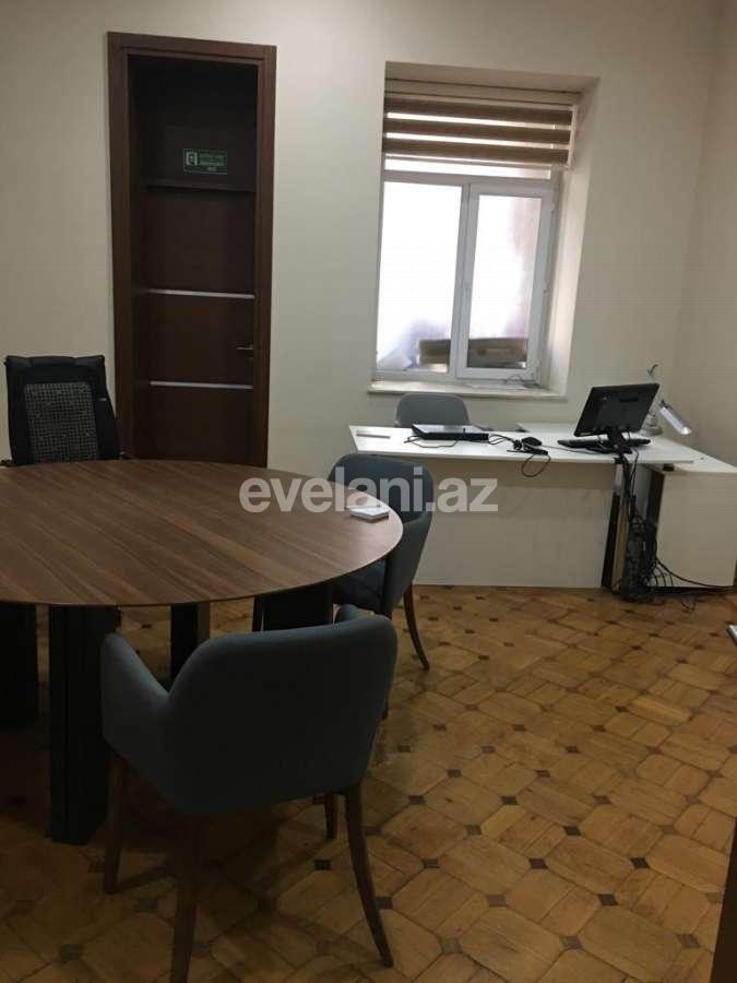 Kirayə verilir, ofis, 14 otaqlı, 400 m², Bakı, Səbail r, Sahil m.