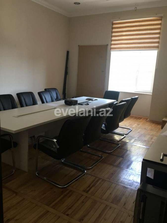 Kirayə verilir, ofis, 14 otaqlı, 400 m², Bakı, Səbail r, Sahil m.