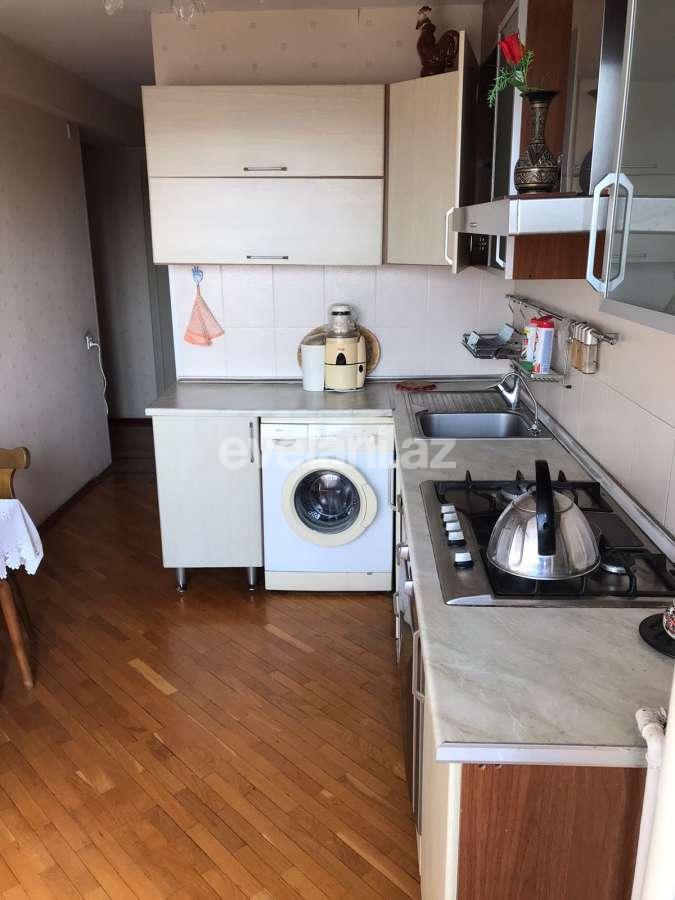 Rent, old building, 2 room, 70 m², Baku, Narimanov r, Ganjlik m.