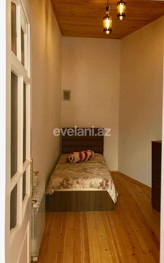 Rent, old building, 3 room, 65 m², Baku, Sabail r.