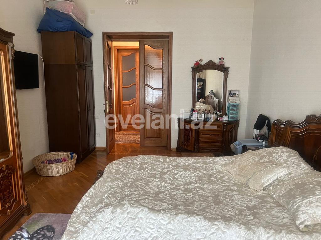 Kirayə verilir, köhnə tikili, 4 otaqlı, 110 m², Bakı, Səbail r, İçəri Şəhər m.