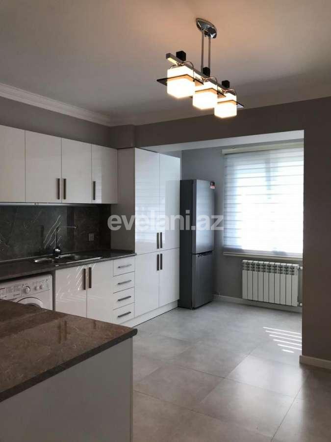Satılır, köhnə tikili, 2 otaqlı, 70 m², Bakı, Yasamal r, Yasamal q, İnşaatçılar m.