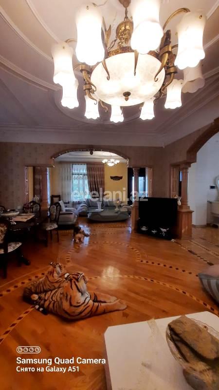 Satılır, villa, 7 otaqlı, 550 m², Bakı, Binəqədi r.