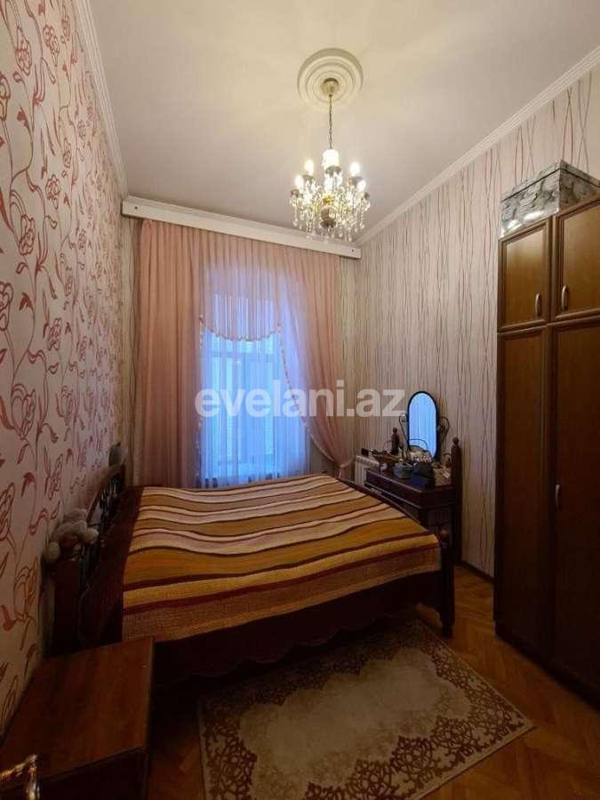 Satılır, köhnə tikili, 4 otaqlı, 150 m², Bakı, Səbail r, Sahil m.