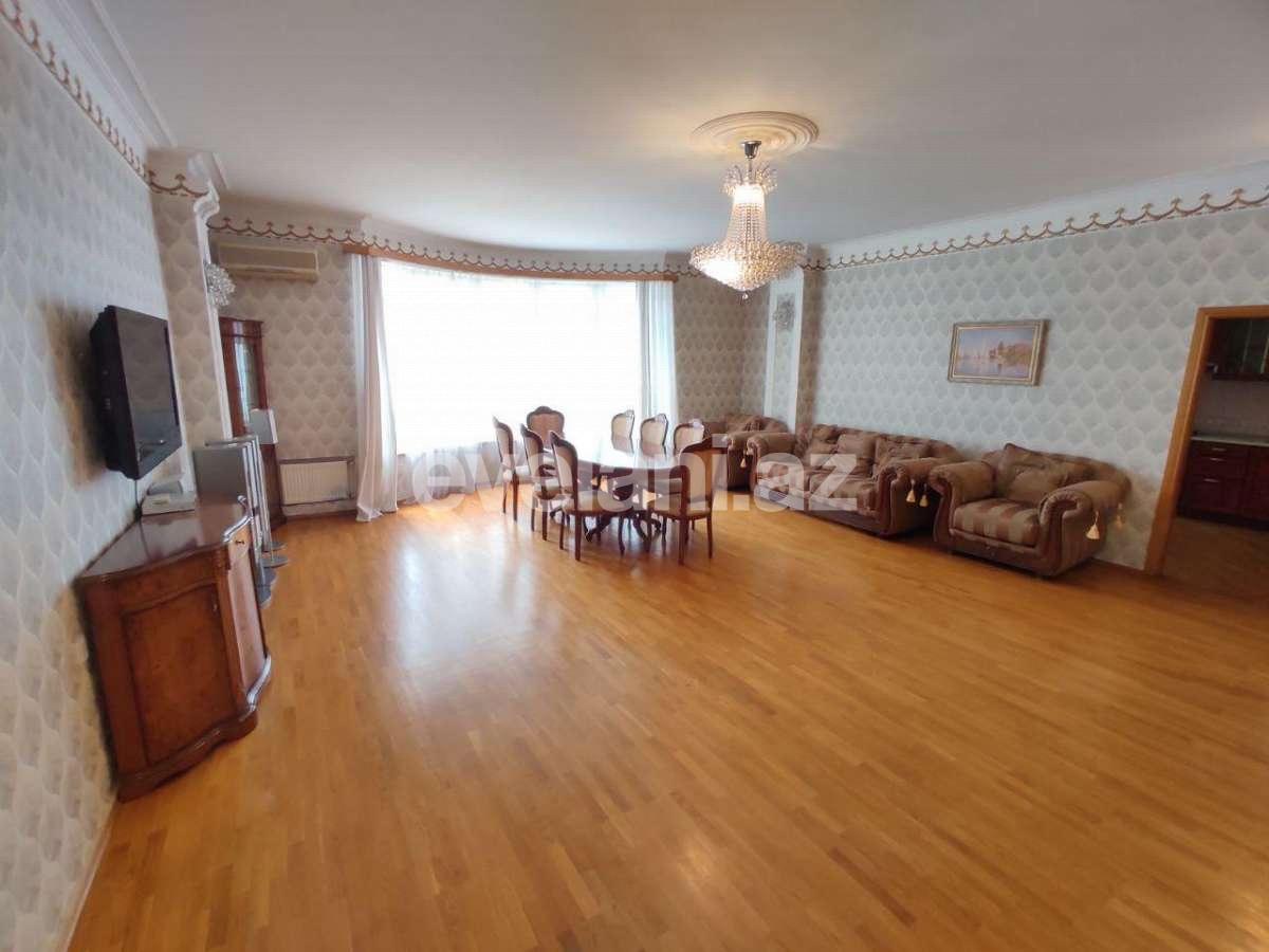 Rent, new building, 3 room, 150 m², Baku, Nasimi r.
