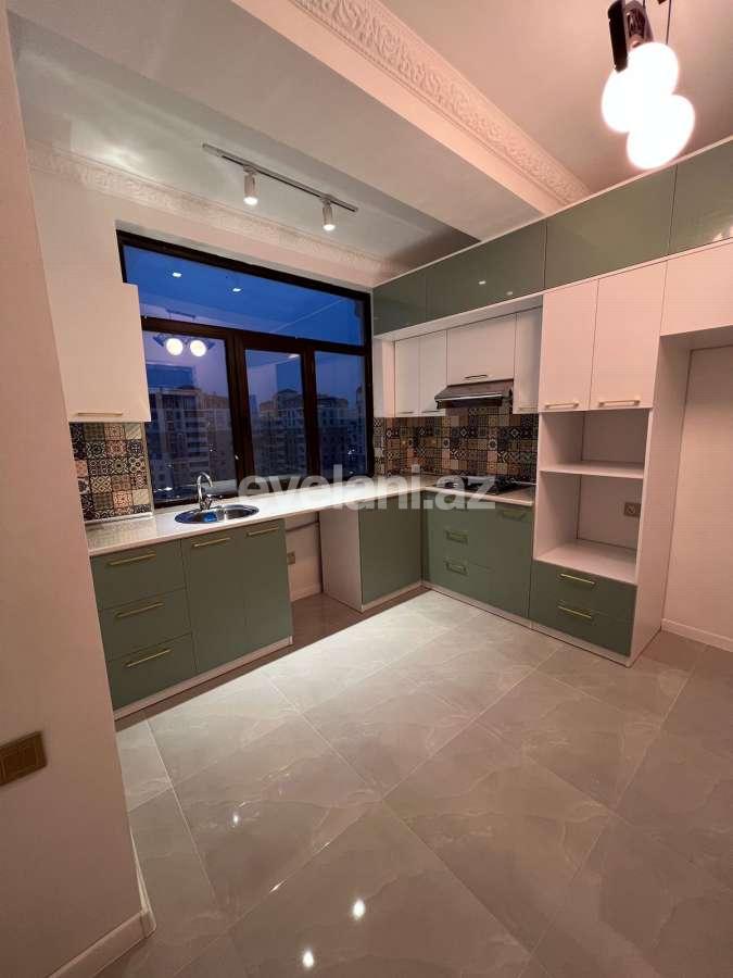 Satılır, yeni tikili, 2 otaqlı, 60 m², Bakı, Nizami r, Neftçilər m.