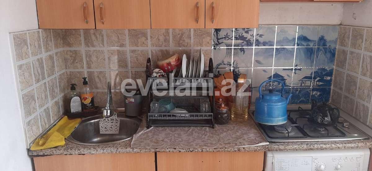 Satılır, köhnə tikili, 2 otaqlı, 40 m², Bakı, Nəsimi r, Memar Əcəmi m.