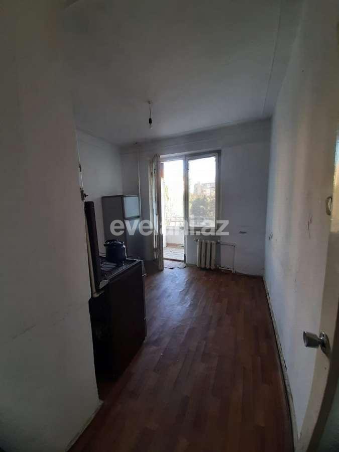 Satılır, köhnə tikili, 3 otaqlı, 80 m², Bakı, Xətai r, Xalqlar Dostluğu m.