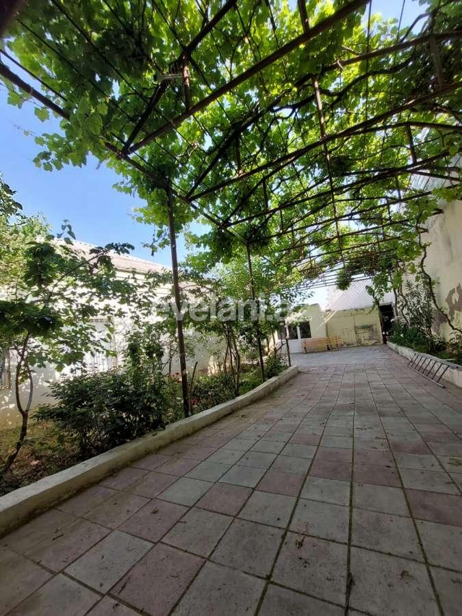 Satılır, həyət evi / bağ, 3 otaqlı, 100 m², Bakı, Səbail r.
