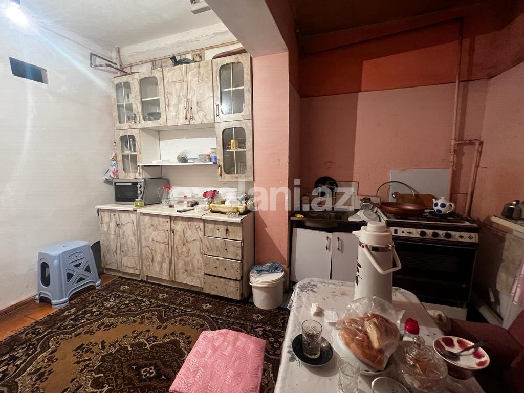 Satılır, köhnə tikili, 3 otaqlı, 80 m², Bakı, Sabunçu r, Bakıxanov q, Neftçilər m.