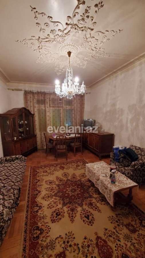 Satılır, köhnə tikili, 2 otaqlı, 60 m², Bakı, Səbail r, İçəri Şəhər m.