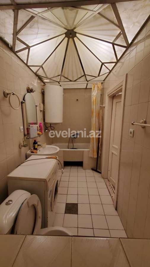 Satılır, köhnə tikili, 2 otaqlı, 60 m², Bakı, Səbail r, İçəri Şəhər m.