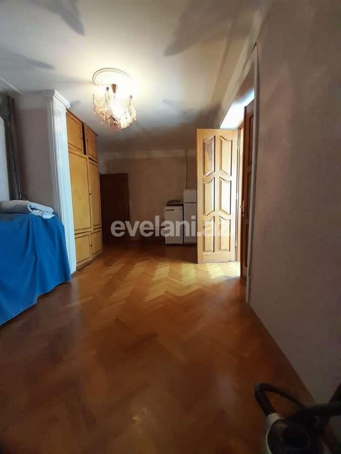 Satılır, köhnə tikili, 4 otaqlı, 140 m², Bakı, Xətai r, Həzi Aslanov q, Həzi Aslanov m.