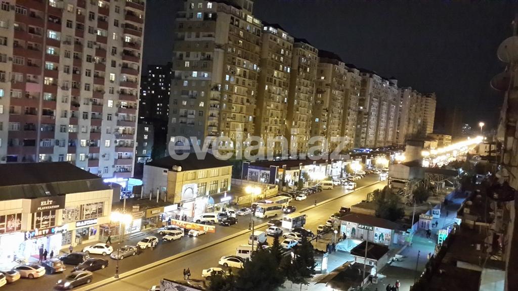 Satılır, köhnə tikili, 4 otaqlı, 140 m², Bakı, Xətai r, Həzi Aslanov q, Həzi Aslanov m.