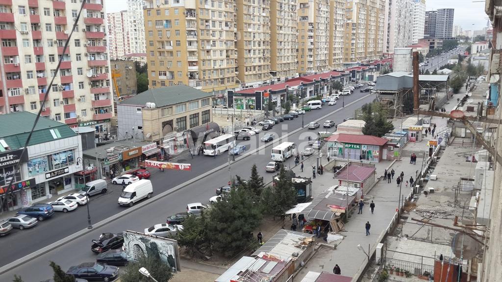 Satılır, köhnə tikili, 4 otaqlı, 140 m², Bakı, Xətai r, Həzi Aslanov q, Həzi Aslanov m.