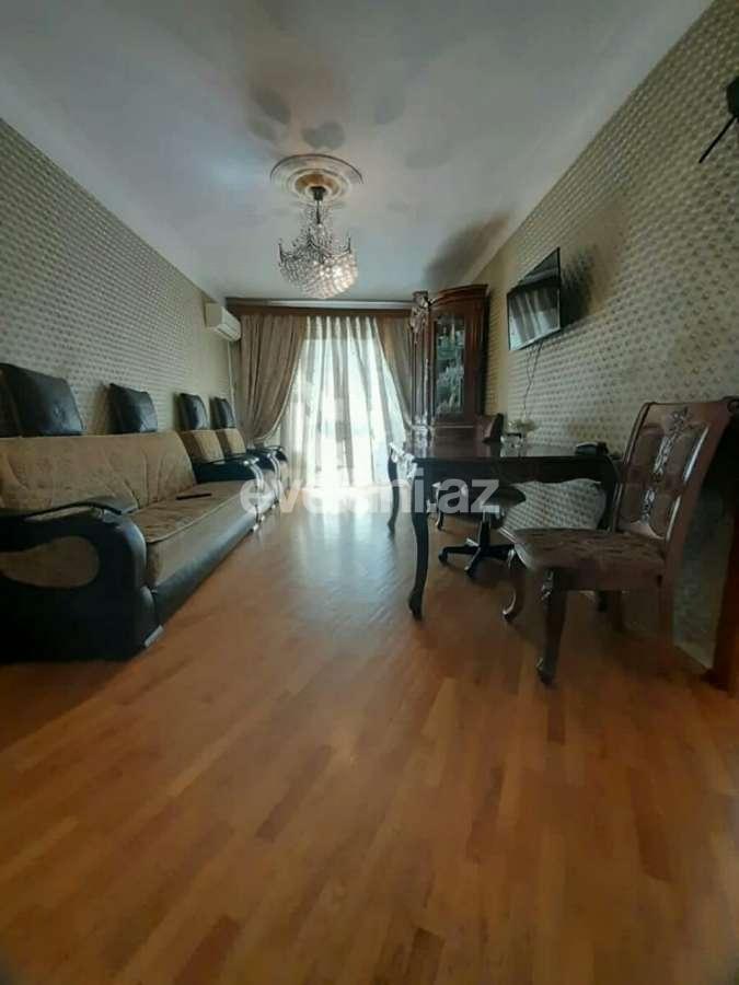 Satılır, köhnə tikili, 4 otaqlı, 140 m², Bakı, Xətai r, Həzi Aslanov q, Həzi Aslanov m.