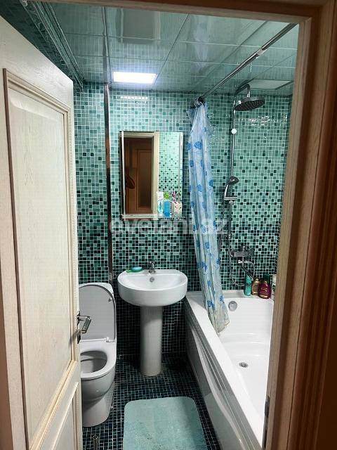 Satılır, köhnə tikili, 5 otaqlı, 110 m², Bakı, Xətai r, Şah İsmayıl Xətai m.