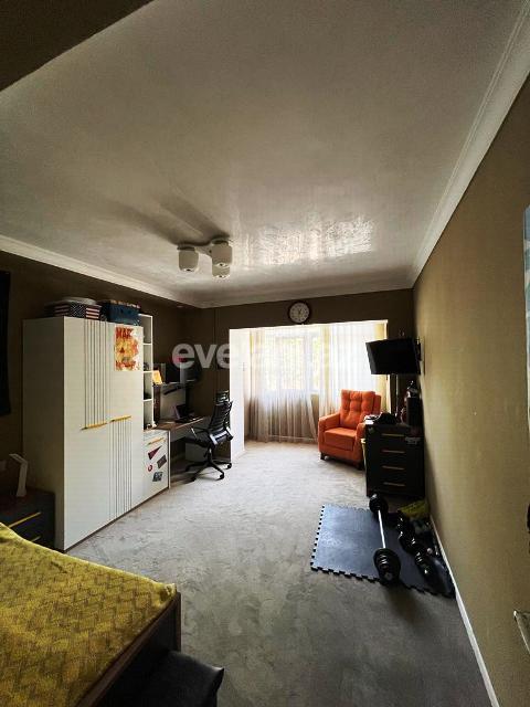 Satılır, köhnə tikili, 5 otaqlı, 110 m², Bakı, Xətai r, Şah İsmayıl Xətai m.