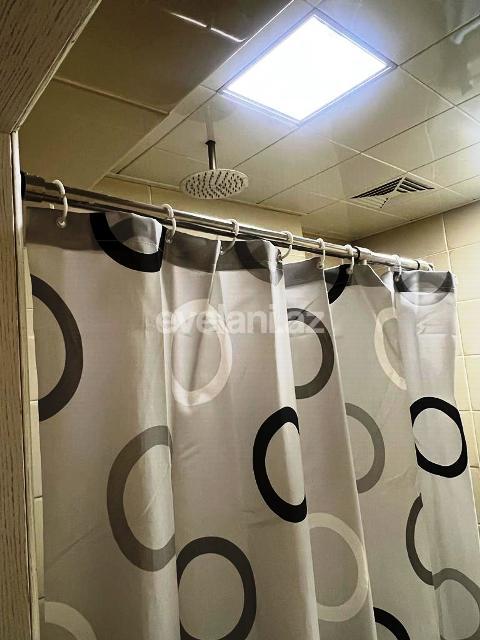 Satılır, köhnə tikili, 5 otaqlı, 110 m², Bakı, Xətai r, Şah İsmayıl Xətai m.