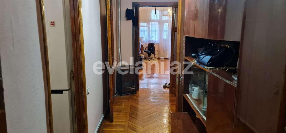 Satılır, köhnə tikili, 2 otaqlı, 54 m², Bakı, Səbail r, Bayıl q, 28 may m.