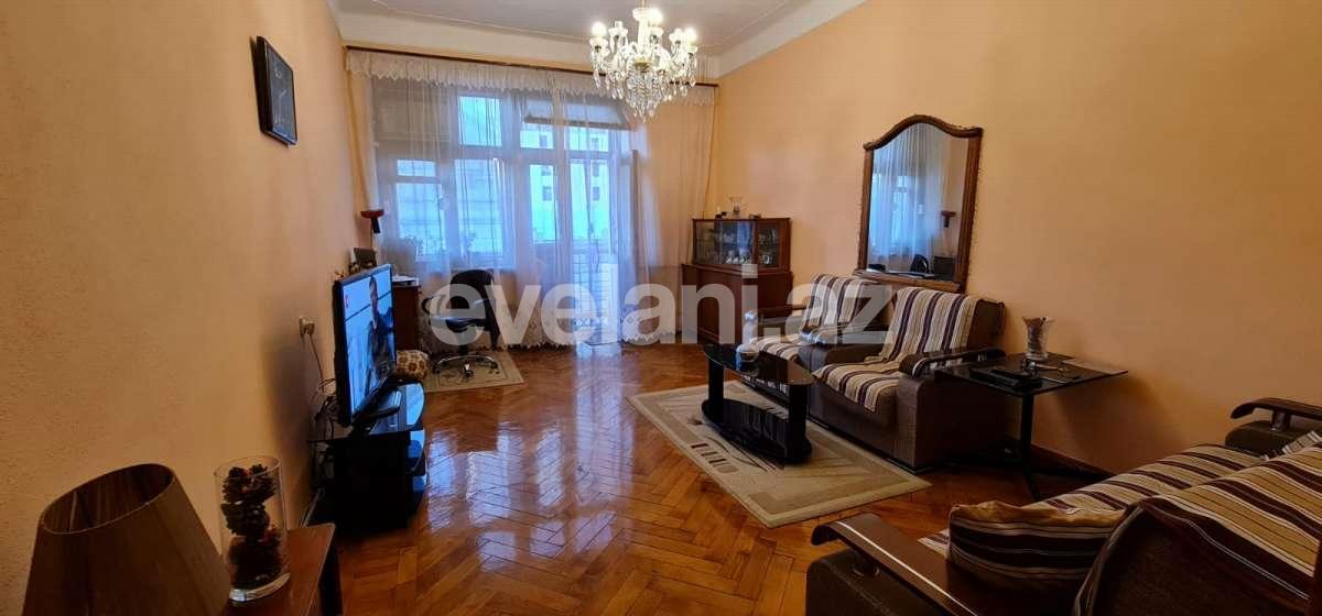 Satılır, köhnə tikili, 2 otaqlı, 54 m², Bakı, Səbail r, Bayıl q, 28 may m.