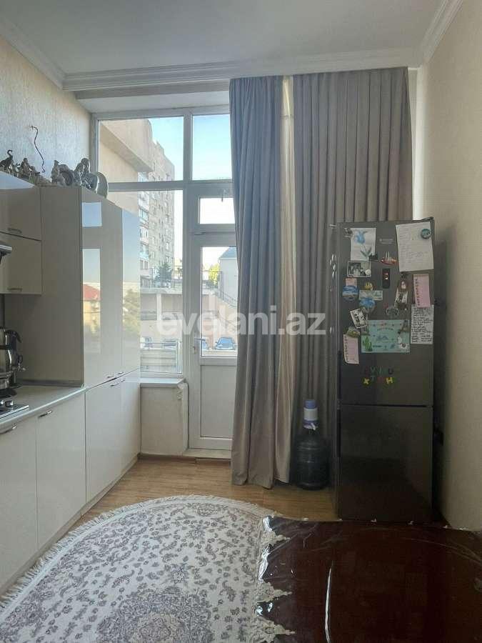 Satılır, yeni tikili, 2 otaqlı, 65 m², Bakı, Nizami r, Qara Qarayev m.