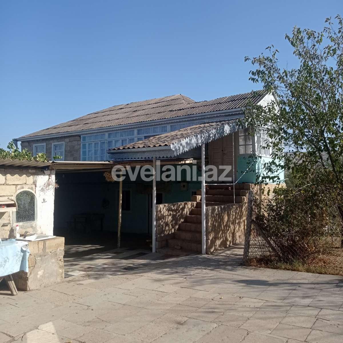 Satılır, həyət evi / bağ, 6 otaqlı, 140 m², Şamaxı